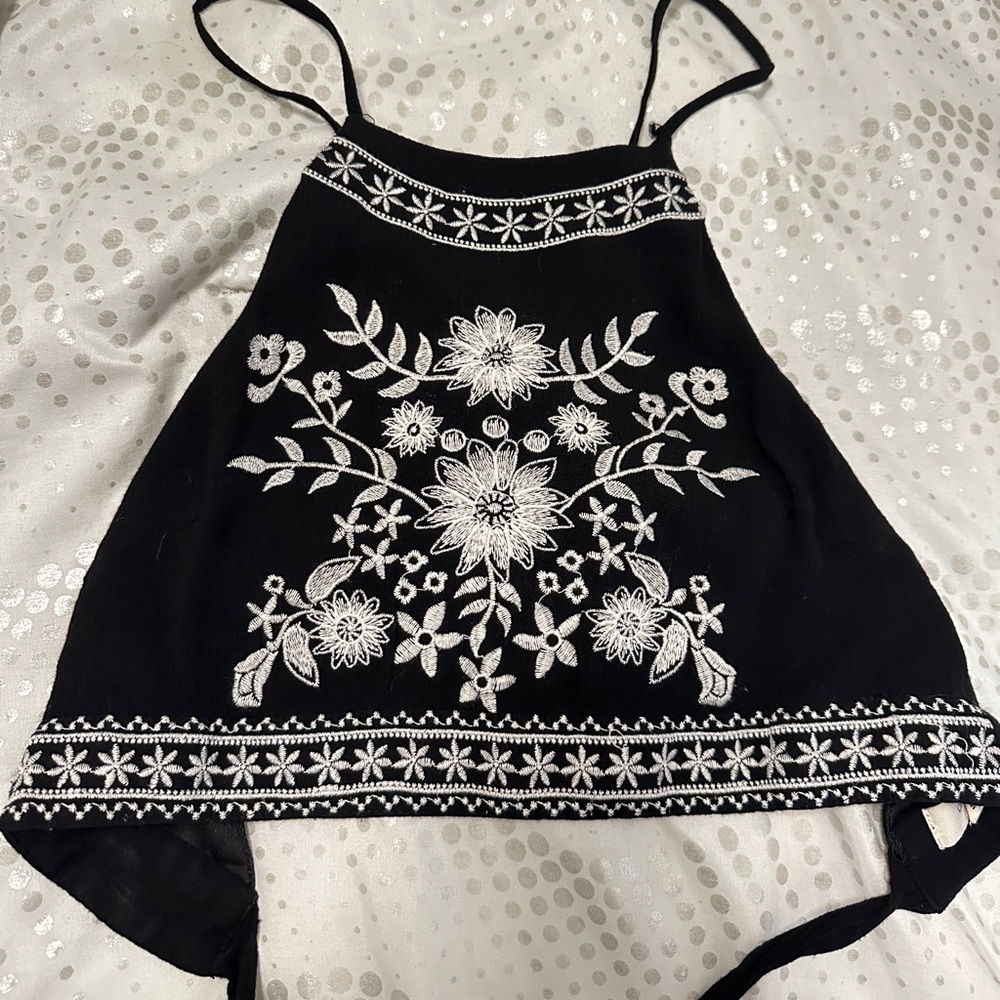 OneTheLand Embroidered Black Halter Top